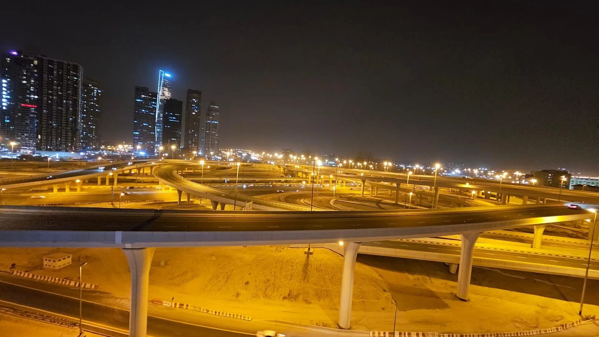 2 Bhk Marina Budget Friendly Apartment Dubai 0*,  United Arab Emirates